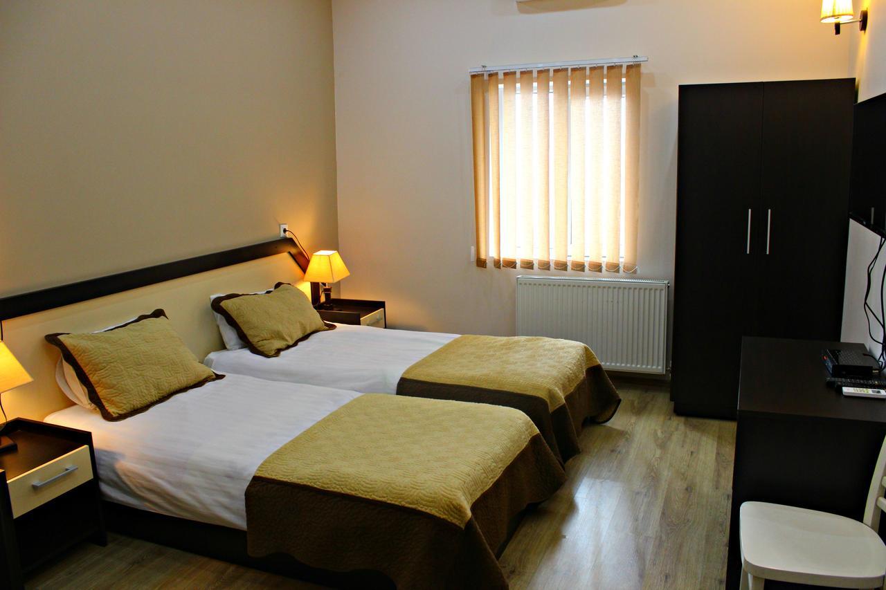Getaway Hotel Тбилиси Экстерьер фото