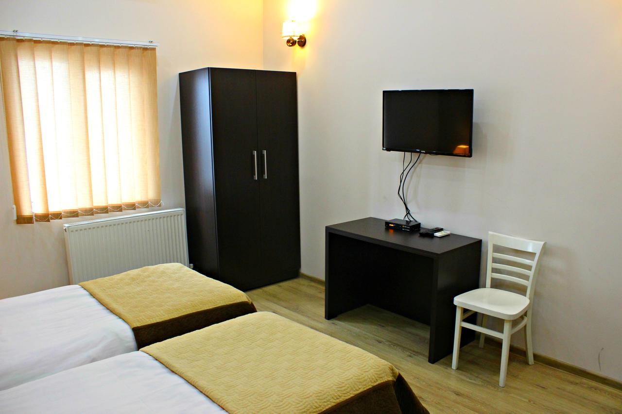 Getaway Hotel Тбилиси Номер фото