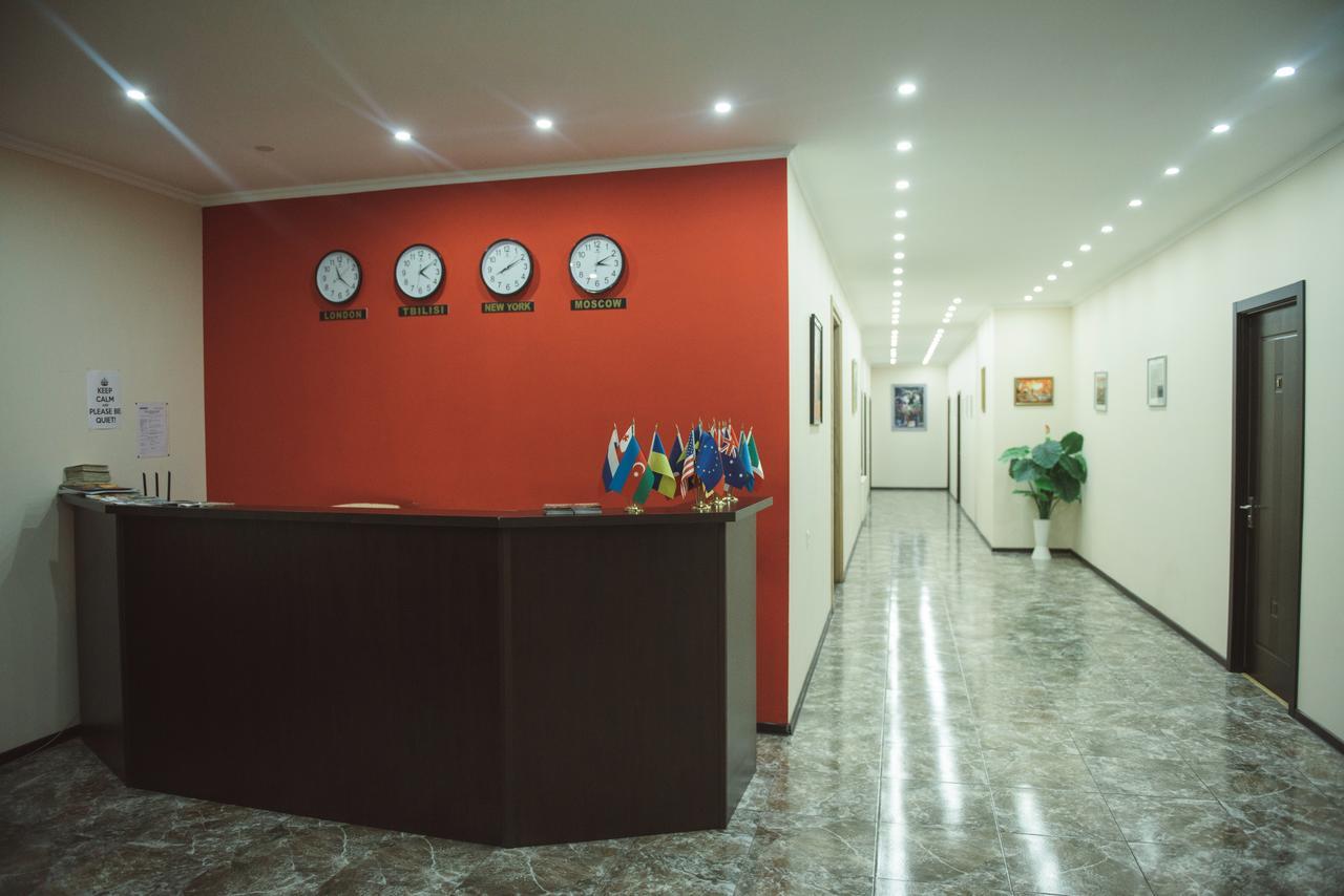 Getaway Hotel Тбилиси Экстерьер фото