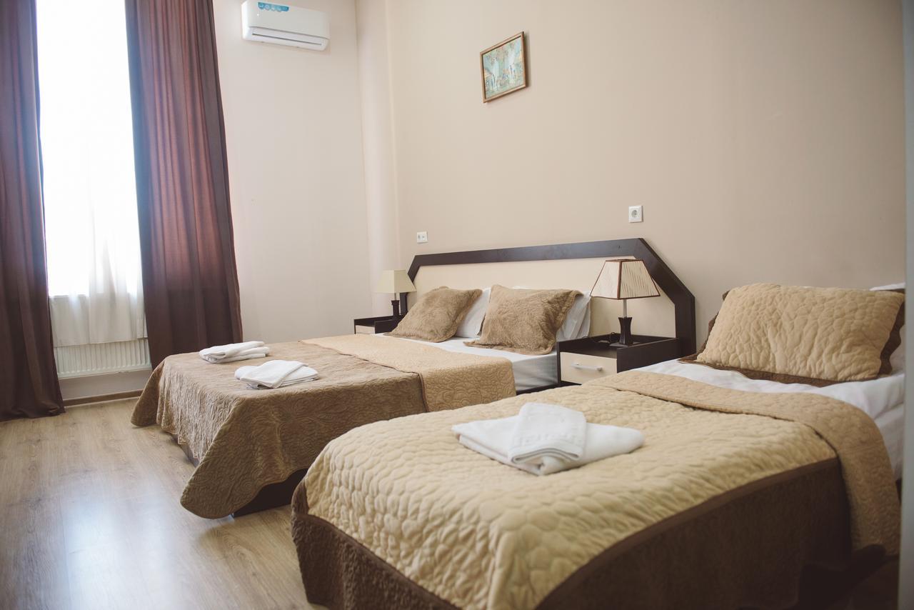 Getaway Hotel Тбилиси Экстерьер фото