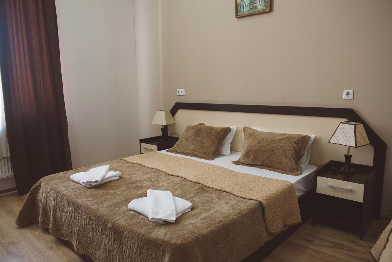 Getaway Hotel Тбилиси Экстерьер фото