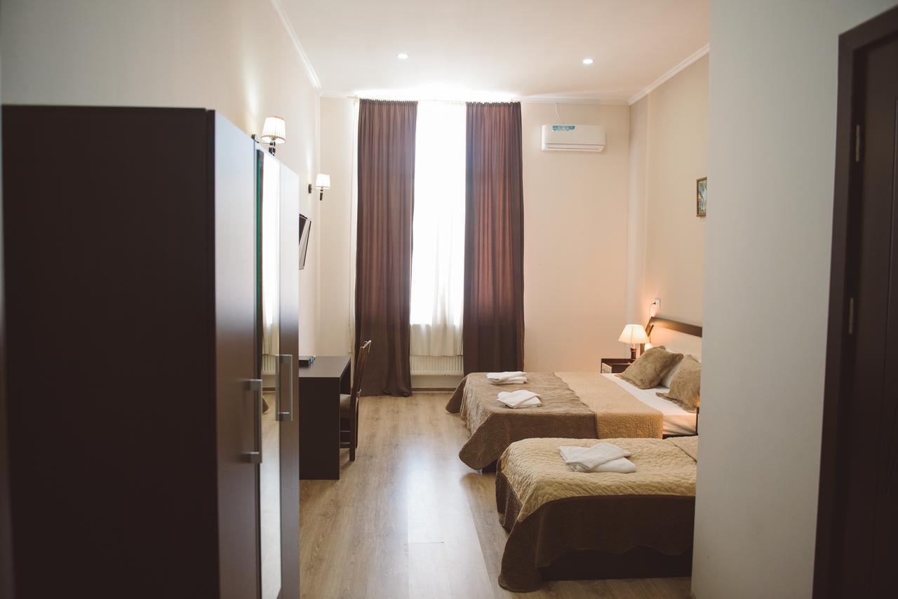 Getaway Hotel Тбилиси Экстерьер фото