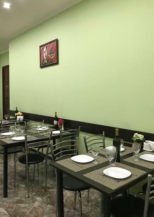 Getaway Hotel Тбилиси Экстерьер фото