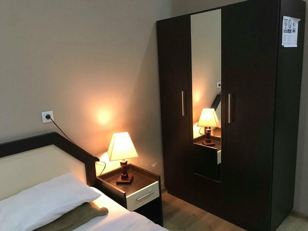 Getaway Hotel Тбилиси Экстерьер фото