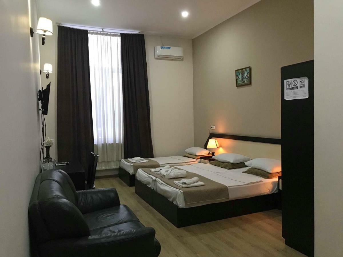 Getaway Hotel Тбилиси Экстерьер фото