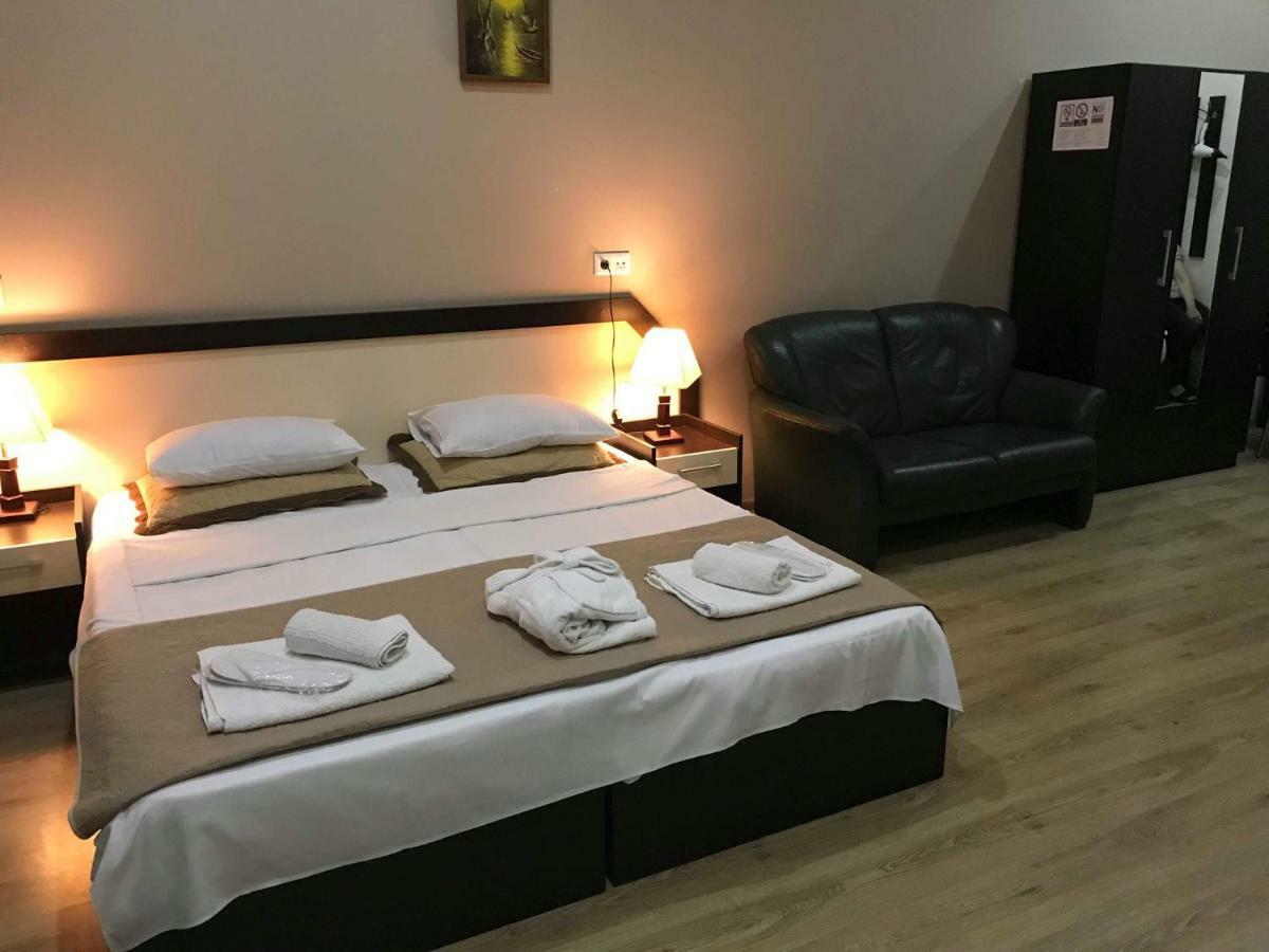Getaway Hotel Тбилиси Экстерьер фото