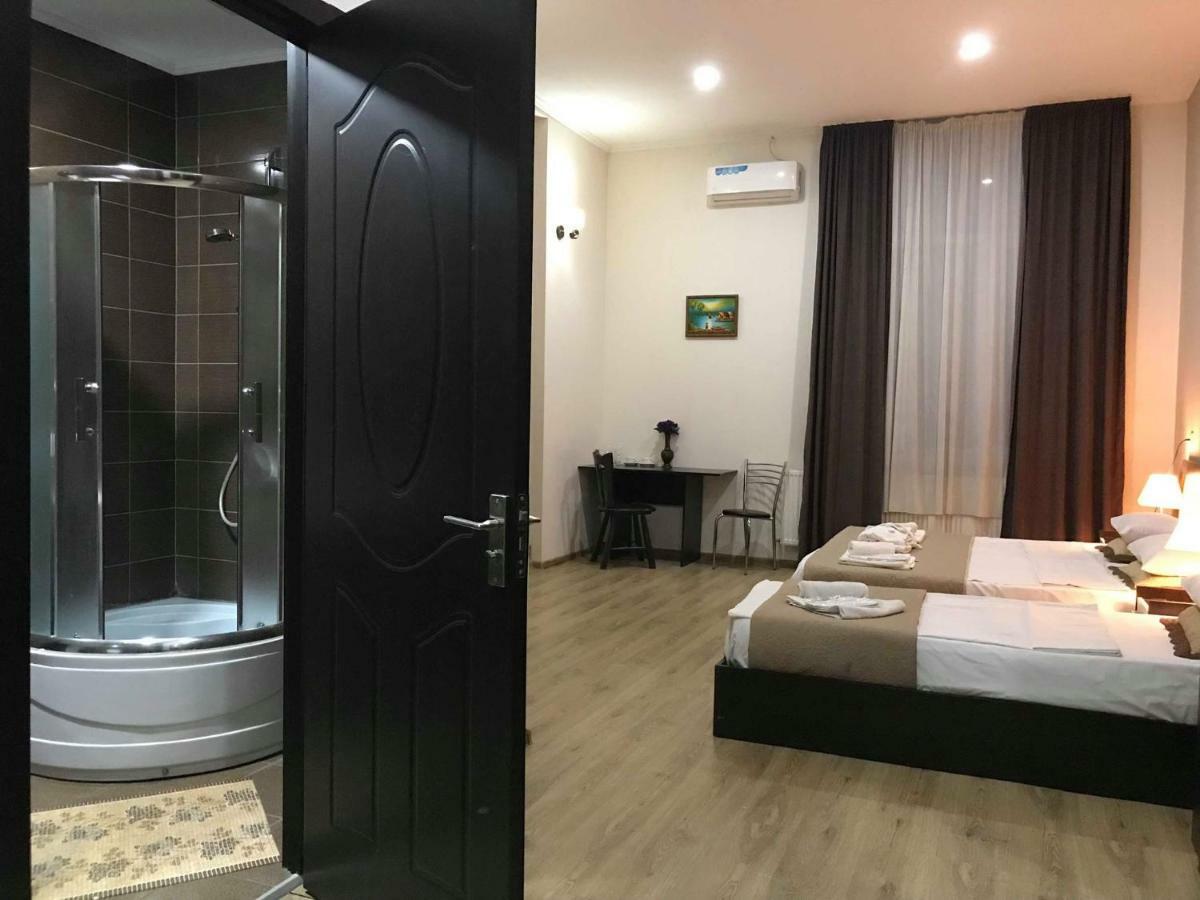 Getaway Hotel Тбилиси Экстерьер фото